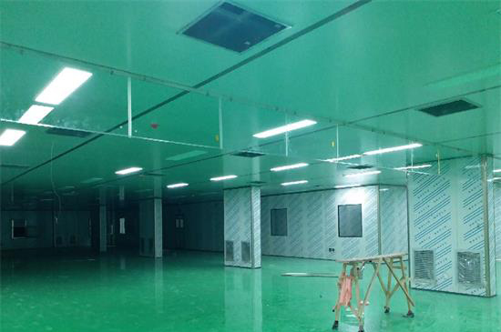 ���̴���